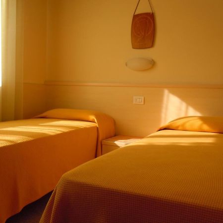 Villa Adria Lignano Sabbiadoro Dış mekan fotoğraf